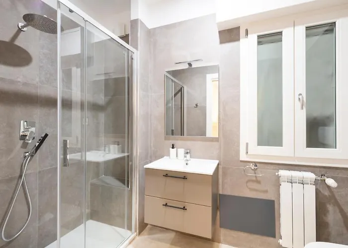 Easystayrome 10 Pax 3 Baths 1 Min From Metro Rome