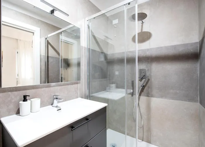 Easystayrome 10 Pax 3 Baths 1 Min From Metro * Rome